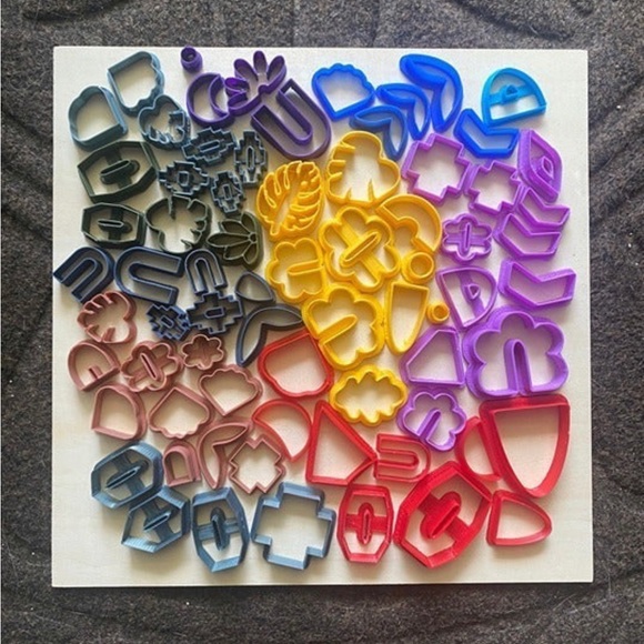 Polymer Clay Cutters- B Grade GRAB BAG 15 random cutters pottery ceramics stamps - Picture 3 of 14